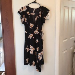XHILARATION Black Floral Faux Wrap Dress S